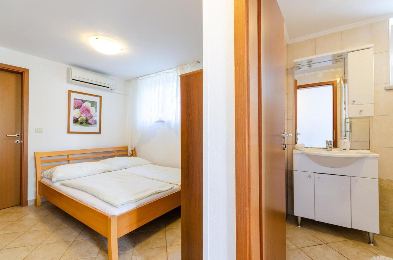 Seaside Guesthouse By Jr City Apartments ヤドラニヴォ 部屋 写真